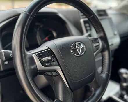 Чорний Тойота Ленд Крузер Прадо, об'ємом двигуна 2.76 л та пробігом 216 тис. км за 42500 $, фото 22 на Automoto.ua