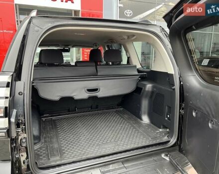 Черный Тойота Ленд Крузер Прадо, объемом двигателя 3.96 л и пробегом 42 тыс. км за 43977 $, фото 12 на Automoto.ua