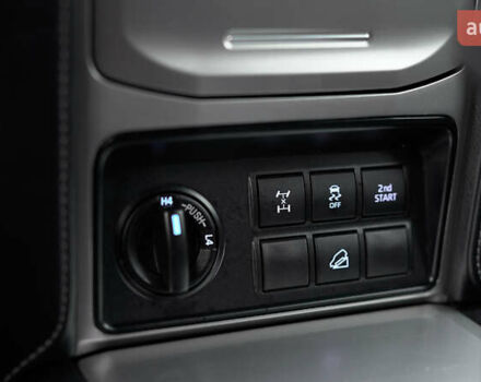 Черный Тойота Ленд Крузер Прадо, объемом двигателя 3.96 л и пробегом 31 тыс. км за 43948 $, фото 29 на Automoto.ua