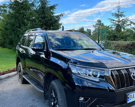 Черный Тойота Ленд Крузер Прадо, объемом двигателя 3.96 л и пробегом 18 тыс. км за 55600 $, фото 4 на Automoto.ua