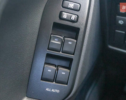 Черный Тойота Ленд Крузер Прадо, объемом двигателя 3.96 л и пробегом 153 тыс. км за 45086 $, фото 22 на Automoto.ua