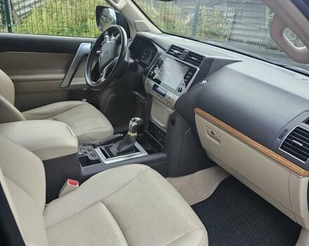 Чорний Тойота Ленд Крузер Прадо, об'ємом двигуна 2.76 л та пробігом 153 тис. км за 48000 $, фото 16 на Automoto.ua