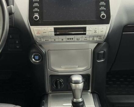 Чорний Тойота Ленд Крузер Прадо, об'ємом двигуна 2.76 л та пробігом 216 тис. км за 42500 $, фото 23 на Automoto.ua