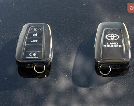 Черный Тойота Ленд Крузер Прадо, объемом двигателя 3.96 л и пробегом 153 тыс. км за 45086 $, фото 34 на Automoto.ua