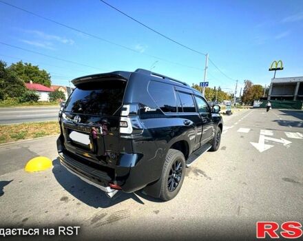 Тойота Ленд Крузер Прадо 2021 в Киеве на Automoto.ua Черный Тойота Ленд Крузер Прадо, объемом двигателя 4 л и пробегом 40 тыс. км за 48500 $, фото 1 на Automoto.ua