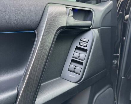 Черный Тойота Ленд Крузер Прадо, объемом двигателя 2.8 л и пробегом 75 тыс. км за 47500 $, фото 34 на Automoto.ua