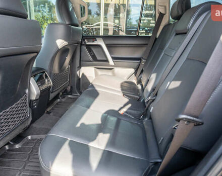 Черный Тойота Ленд Крузер Прадо, объемом двигателя 3.96 л и пробегом 153 тыс. км за 45086 $, фото 11 на Automoto.ua