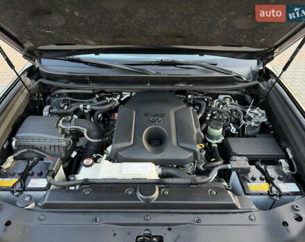 Чорний Тойота Ленд Крузер Прадо, об'ємом двигуна 2.76 л та пробігом 140 тис. км за 46000 $, фото 19 на Automoto.ua