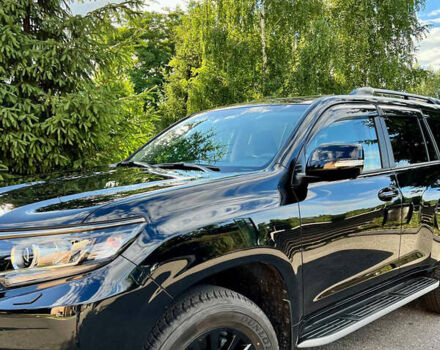 Черный Тойота Ленд Крузер Прадо, объемом двигателя 3.96 л и пробегом 18 тыс. км за 55600 $, фото 1 на Automoto.ua