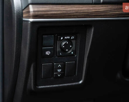 Черный Тойота Ленд Крузер Прадо, объемом двигателя 3.96 л и пробегом 31 тыс. км за 43948 $, фото 16 на Automoto.ua