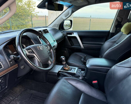 Чорний Тойота Ленд Крузер Прадо, об'ємом двигуна 2.76 л та пробігом 140 тис. км за 46000 $, фото 12 на Automoto.ua
