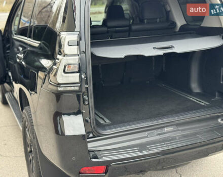 Черный Тойота Ленд Крузер Прадо, объемом двигателя 3.96 л и пробегом 62 тыс. км за 46000 $, фото 11 на Automoto.ua