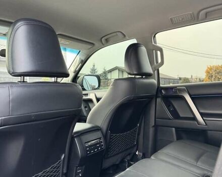 Черный Тойота Ленд Крузер Прадо, объемом двигателя 2.8 л и пробегом 75 тыс. км за 47500 $, фото 44 на Automoto.ua