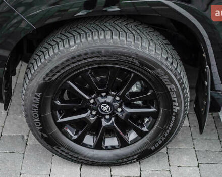 Черный Тойота Ленд Крузер Прадо, объемом двигателя 3.96 л и пробегом 31 тыс. км за 43948 $, фото 10 на Automoto.ua