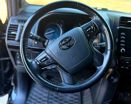 Черный Тойота Ленд Крузер Прадо, объемом двигателя 4 л и пробегом 103 тыс. км за 45500 $, фото 13 на Automoto.ua