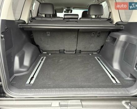 Черный Тойота Ленд Крузер Прадо, объемом двигателя 3.96 л и пробегом 69 тыс. км за 49700 $, фото 31 на Automoto.ua