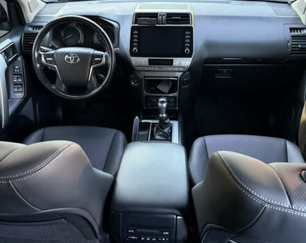 Черный Тойота Ленд Крузер Прадо, объемом двигателя 2.76 л и пробегом 83 тыс. км за 48800 $, фото 16 на Automoto.ua