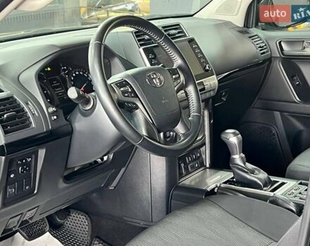 Черный Тойота Ленд Крузер Прадо, объемом двигателя 2.76 л и пробегом 21 тыс. км за 55000 $, фото 12 на Automoto.ua