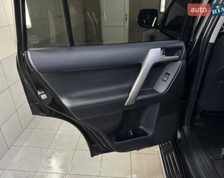 Чорний Тойота Ленд Крузер Прадо, об'ємом двигуна 2.8 л та пробігом 3 тис. км за 60999 $, фото 20 на Automoto.ua