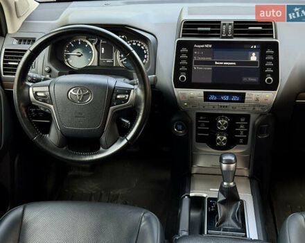 Чорний Тойота Ленд Крузер Прадо, об'ємом двигуна 2.76 л та пробігом 66 тис. км за 57000 $, фото 21 на Automoto.ua