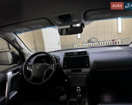 Чорний Тойота Ленд Крузер Прадо, об'ємом двигуна 2.8 л та пробігом 3 тис. км за 60999 $, фото 26 на Automoto.ua