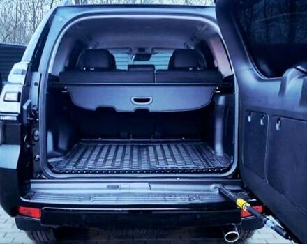 Чорний Тойота Ленд Крузер Прадо, об'ємом двигуна 2.76 л та пробігом 2 тис. км за 70000 $, фото 24 на Automoto.ua