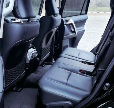 Чорний Тойота Ленд Крузер Прадо, об'ємом двигуна 2.76 л та пробігом 2 тис. км за 70000 $, фото 19 на Automoto.ua