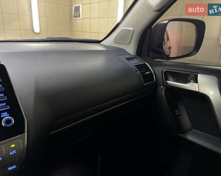 Чорний Тойота Ленд Крузер Прадо, об'ємом двигуна 2.8 л та пробігом 3 тис. км за 60999 $, фото 37 на Automoto.ua