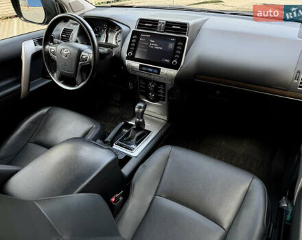 Чорний Тойота Ленд Крузер Прадо, об'ємом двигуна 2.76 л та пробігом 66 тис. км за 57000 $, фото 20 на Automoto.ua