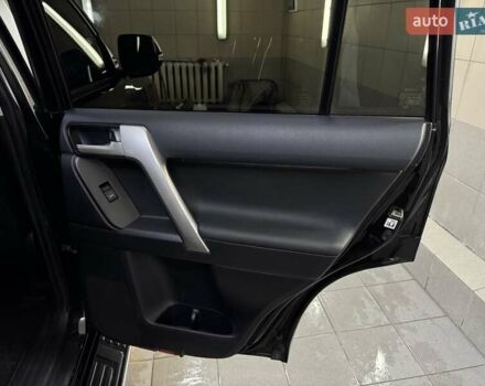 Чорний Тойота Ленд Крузер Прадо, об'ємом двигуна 2.8 л та пробігом 3 тис. км за 60999 $, фото 24 на Automoto.ua