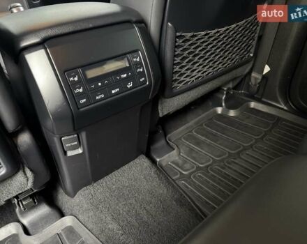 Черный Тойота Ленд Крузер Прадо, объемом двигателя 2.76 л и пробегом 118 тыс. км за 45900 $, фото 44 на Automoto.ua