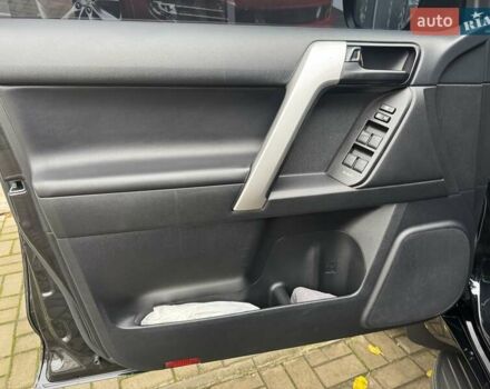 Черный Тойота Ленд Крузер Прадо, объемом двигателя 2.76 л и пробегом 118 тыс. км за 45900 $, фото 34 на Automoto.ua