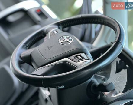 Черный Тойота Ленд Крузер Прадо, объемом двигателя 2.76 л и пробегом 93 тыс. км за 47500 $, фото 99 на Automoto.ua