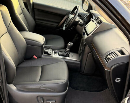 Черный Тойота Ленд Крузер Прадо, объемом двигателя 2.7 л и пробегом 67 тыс. км за 52500 $, фото 17 на Automoto.ua