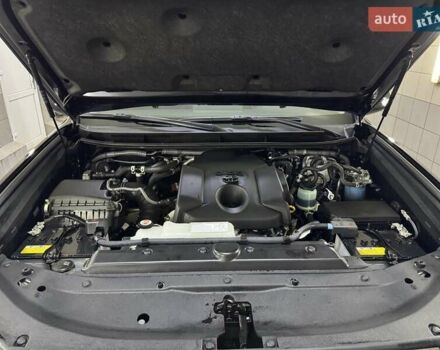 Чорний Тойота Ленд Крузер Прадо, об'ємом двигуна 2.8 л та пробігом 3 тис. км за 60999 $, фото 43 на Automoto.ua