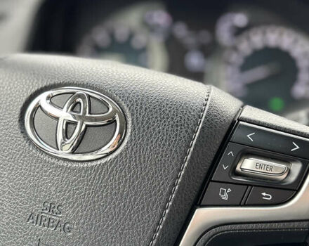 Черный Тойота Ленд Крузер Прадо, объемом двигателя 2.8 л и пробегом 33 тыс. км за 58000 $, фото 10 на Automoto.ua