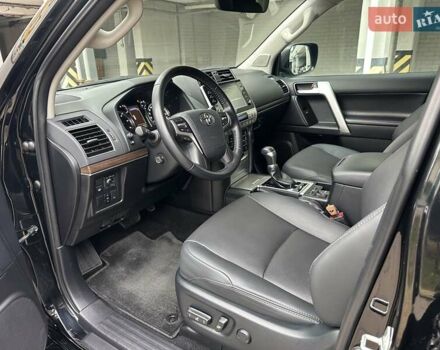 Черный Тойота Ленд Крузер Прадо, объемом двигателя 2.76 л и пробегом 87 тыс. км за 52700 $, фото 33 на Automoto.ua