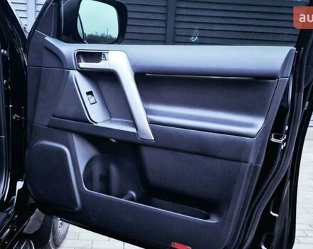 Чорний Тойота Ленд Крузер Прадо, об'ємом двигуна 2.76 л та пробігом 2 тис. км за 70000 $, фото 17 на Automoto.ua