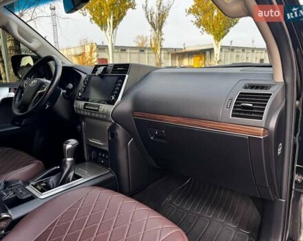 Чорний Тойота Ленд Крузер Прадо, об'ємом двигуна 3.96 л та пробігом 56 тис. км за 49999 $, фото 14 на Automoto.ua