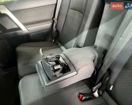 Черный Тойота Ленд Крузер Прадо, объемом двигателя 2.76 л и пробегом 21 тыс. км за 55000 $, фото 42 на Automoto.ua