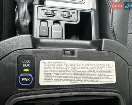 Черный Тойота Ленд Крузер Прадо, объемом двигателя 2.76 л и пробегом 87 тыс. км за 52700 $, фото 54 на Automoto.ua