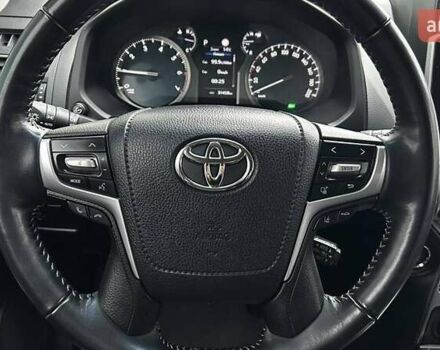 Черный Тойота Ленд Крузер Прадо, объемом двигателя 3.96 л и пробегом 31 тыс. км за 57942 $, фото 12 на Automoto.ua