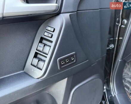 Чорний Тойота Ленд Крузер Прадо, об'ємом двигуна 3.96 л та пробігом 95 тис. км за 54000 $, фото 18 на Automoto.ua