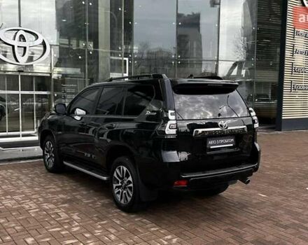 Черный Тойота Ленд Крузер Прадо, объемом двигателя 3.96 л и пробегом 31 тыс. км за 57942 $, фото 1 на Automoto.ua