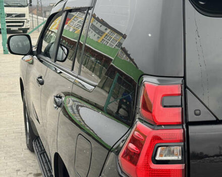 Черный Тойота Ленд Крузер Прадо, объемом двигателя 2.76 л и пробегом 21 тыс. км за 51300 $, фото 17 на Automoto.ua