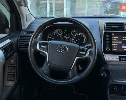 Черный Тойота Ленд Крузер Прадо, объемом двигателя 2.76 л и пробегом 41 тыс. км за 52000 $, фото 8 на Automoto.ua