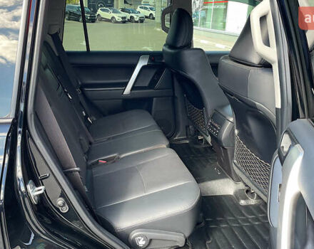 Чорний Тойота Ленд Крузер Прадо, об'ємом двигуна 2.76 л та пробігом 59 тис. км за 49000 $, фото 6 на Automoto.ua