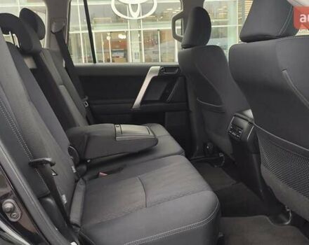 Чорний Тойота Ленд Крузер Прадо, об'ємом двигуна 2.76 л та пробігом 62 тис. км за 46643 $, фото 9 на Automoto.ua