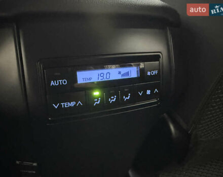 Черный Тойота Ленд Крузер Прадо, объемом двигателя 2.76 л и пробегом 59 тыс. км за 49500 $, фото 18 на Automoto.ua