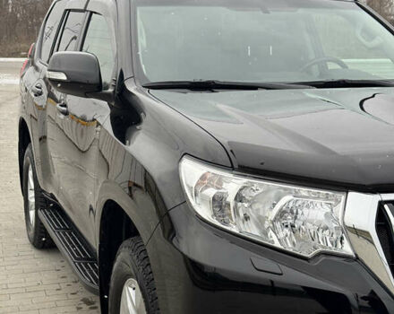 Черный Тойота Ленд Крузер Прадо, объемом двигателя 2.76 л и пробегом 21 тыс. км за 51300 $, фото 5 на Automoto.ua